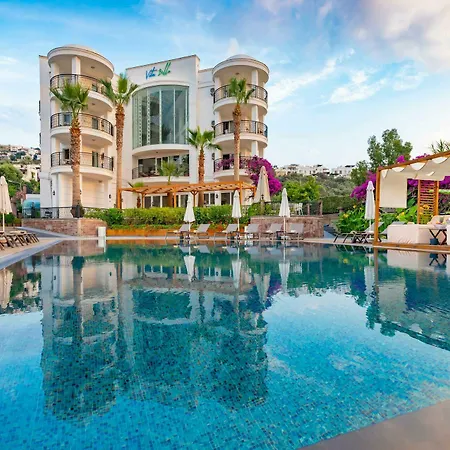 Bella & Hotel 4*