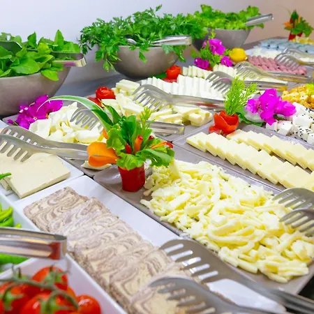 Bella & Gundogan (Bodrum)