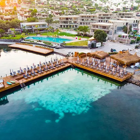 Hotel Bella &