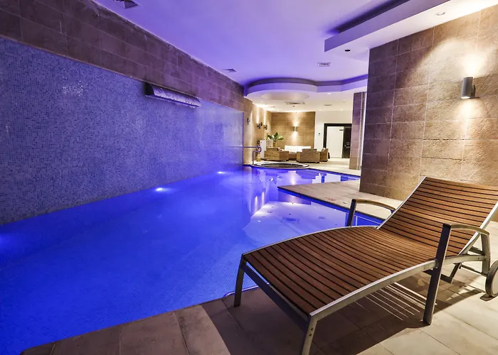 Bella & Hotell 4*