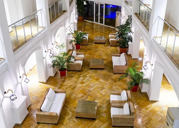 Hotell Bella &
