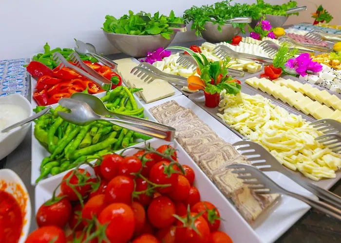 Bella & 4* Gündogan